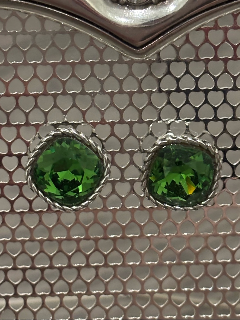 💚Brighton Green Crystal Stud Earrings in Silver Tone💚